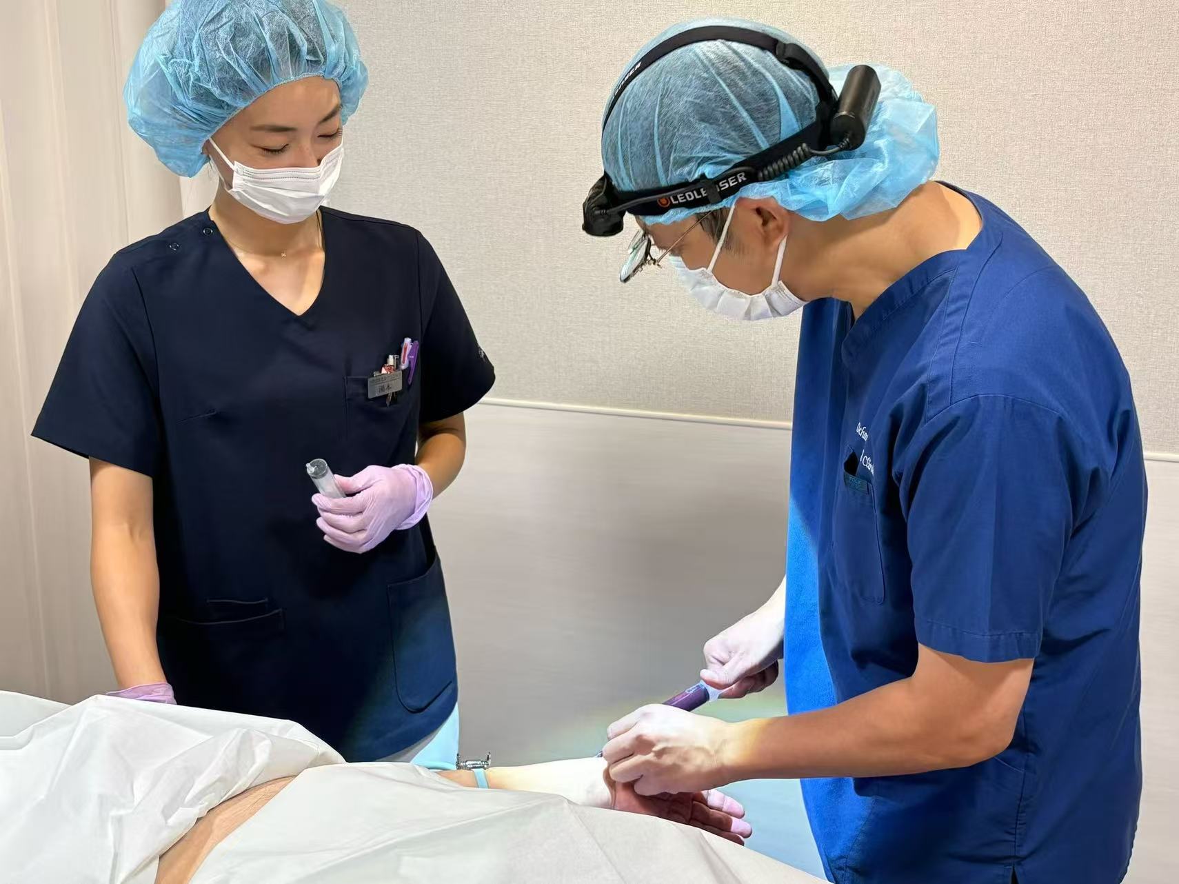 变形性膝关节干细胞治疗